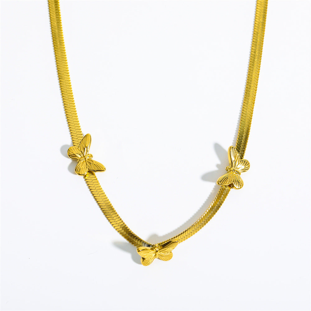 Collar de suéter de acero inoxidable de mariposa tridimensional al por mayor